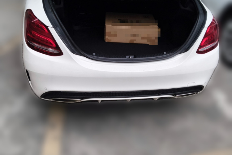 奔驰C级 2015款 改款 C 180 L 运动型中控内饰23