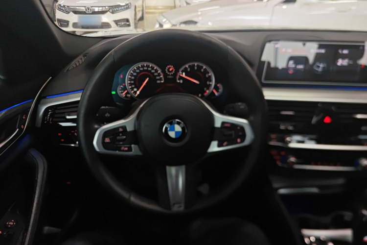 宝马5系(进口) 2018款 525i M运动套装中控内饰13