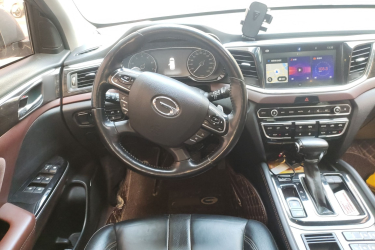 广汽传祺 传祺GS8 2017款 320T 两驱豪华智联版（七座）局部细节13