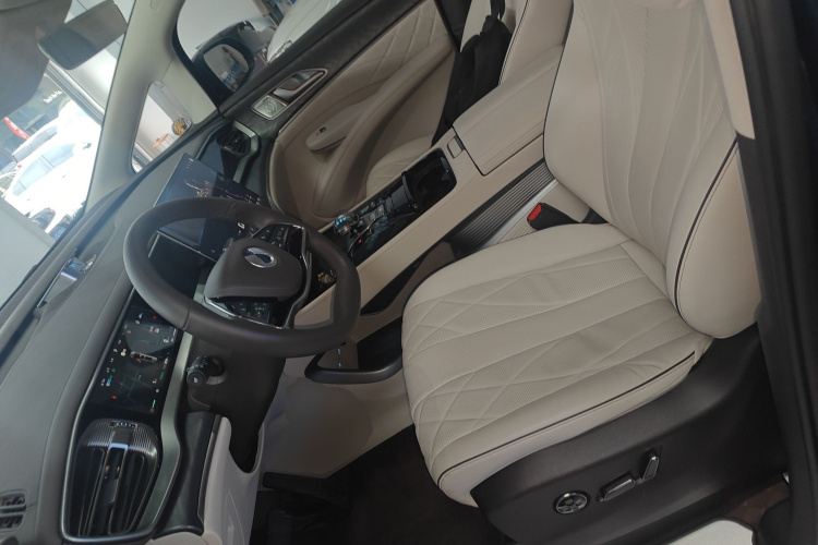 腾势D9 2024款 DM-i 1050 尊享型局部细节19