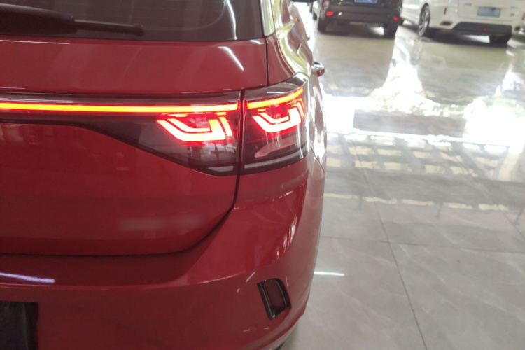 大众 T-ROC探歌 2023款 300TSI DSG两驱辰光版车身外观6006