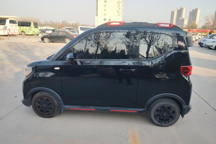 五菱汽车 宏光MINIEV 2022款 GAMEBOY 200km 玩咖款 磷酸铁锂车身外观6003