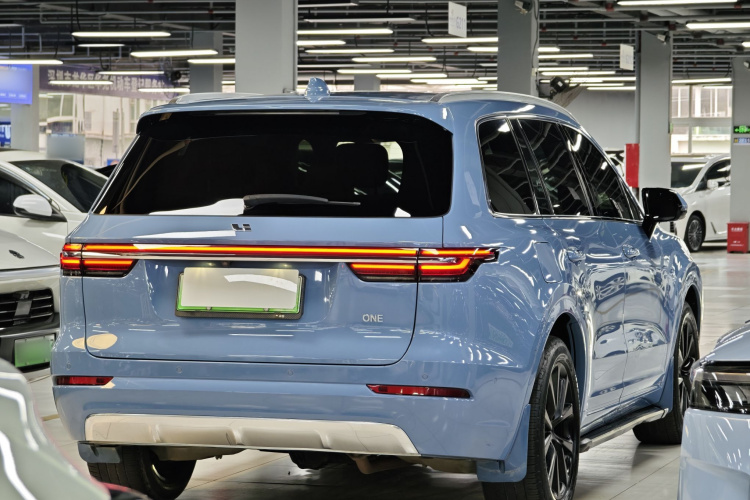 理想汽车 理想ONE 2021款 增程6座版车身外观6006
