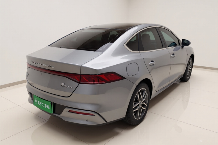 比亚迪 秦PLUS 2021款 DM-i 120KM 尊贵型车身外观7