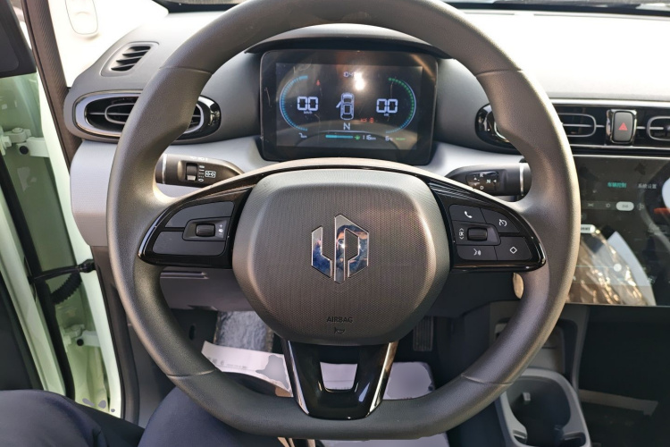 零跑汽车 零跑T03 2025款 310舒享版中控内饰13