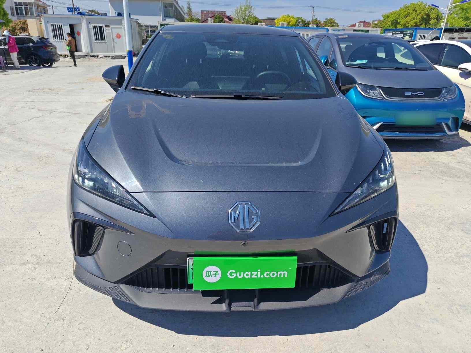 名爵 MG4 EV 2023款 415km 出海冠军版(1)