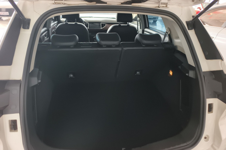 哈弗H6 Coupe 2019款 1.5T 自动两驱精英型 国V机舱底盘23