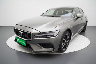 沃尔沃S60 2021款 T4 智逸豪华版