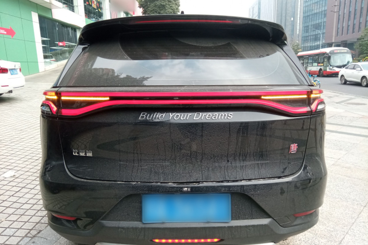 比亚迪 唐 2018款 2.0T 自动智联尊荣型 7座 国V车身外观6004