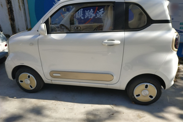 奔腾小马 2026款 222km 萌趣马 Plus车身外观4