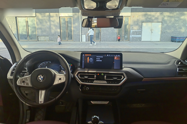 宝马X3 2023款 改款 xDrive30i 领先型 M曜夜套装中控内饰7008