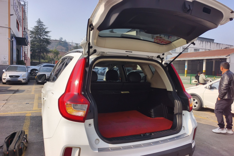 吉利汽车 远景X6 2016款 1.3T CVT豪华型局部细节23