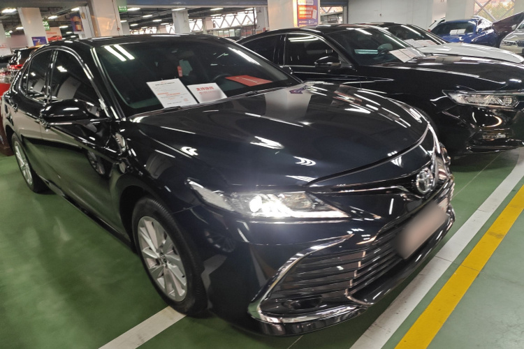 丰田 凯美瑞 2023款 2.0GVP 领先版车身外观3