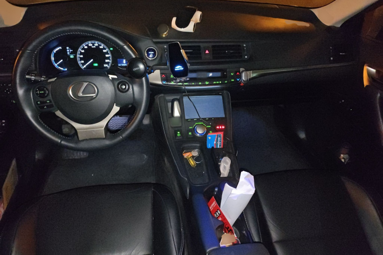 雷克萨斯CT 2014款 CT200h 精英版 单色中控内饰12