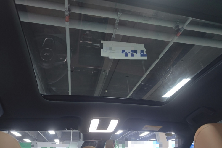 理想汽车 理想ONE 2021款 增程6座版局部细节22