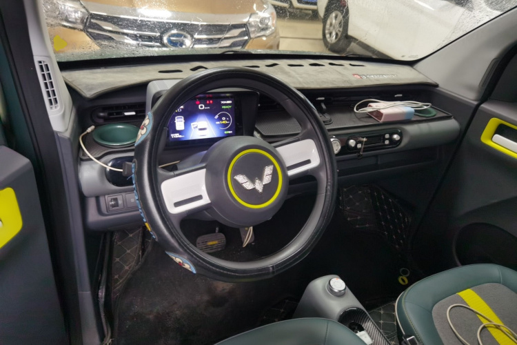 五菱汽车 宏光MINIEV 2022款 GAMEBOY 200km 玩咖款 磷酸铁锂局部细节13