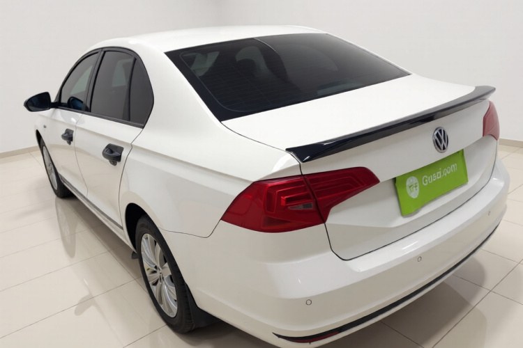 大众 2019款 宝来·传奇 1.5L 自动时尚型 国V车身外观5