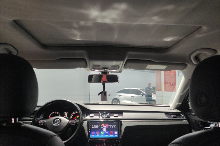 大众 帕萨特 2016款 330TSI DSG尊荣版中控内饰22