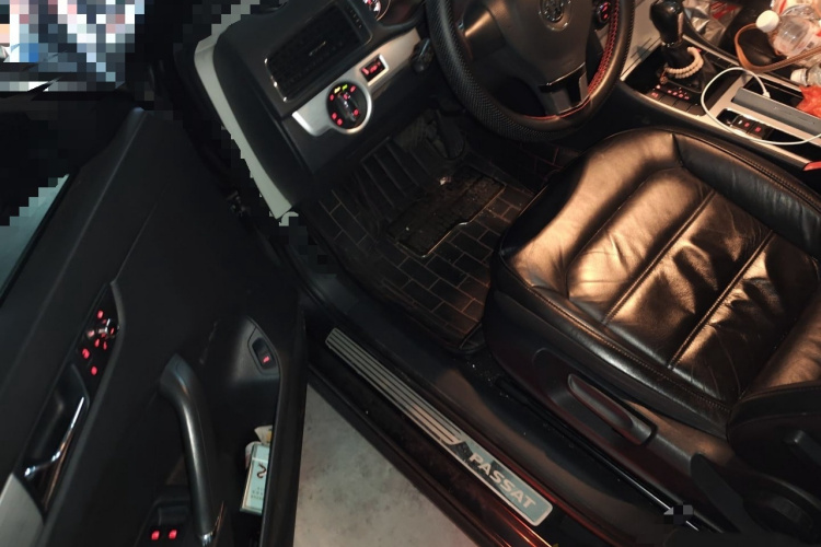 大众 帕萨特 2013款 1.8TSI DSG尊荣版中控内饰7003