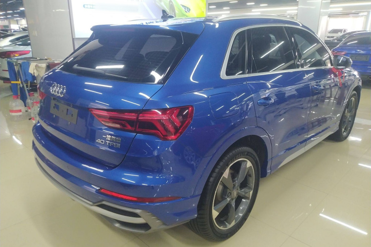 奥迪Q3 2019款 40 TFSI 时尚动感型车身外观6005