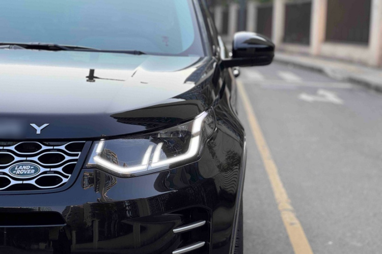 路虎 发现运动版 2024款 豪华定制版车身外观6001