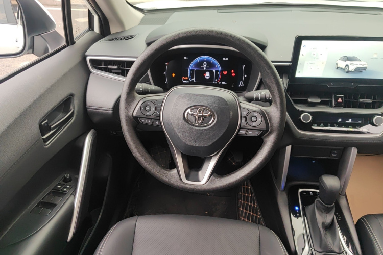 丰田 锋兰达 2024款 2.0L CVT精英plus版中控内饰13