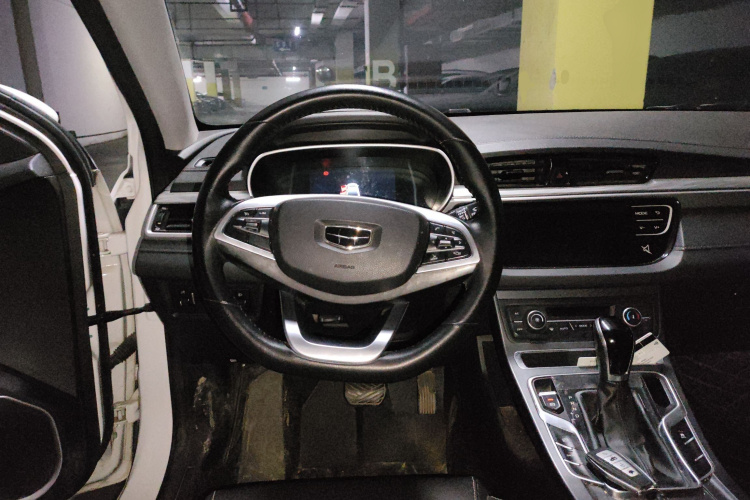 吉利汽车 帝豪 2019款 领军版 1.5L CVT向上互联型 国VI中控内饰13