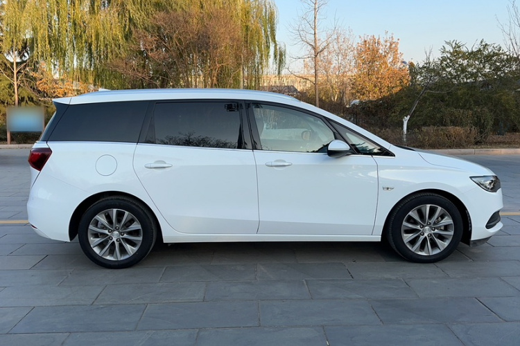 别克GL6 2021款 323T 轻混动互联豪华型车身外观6001