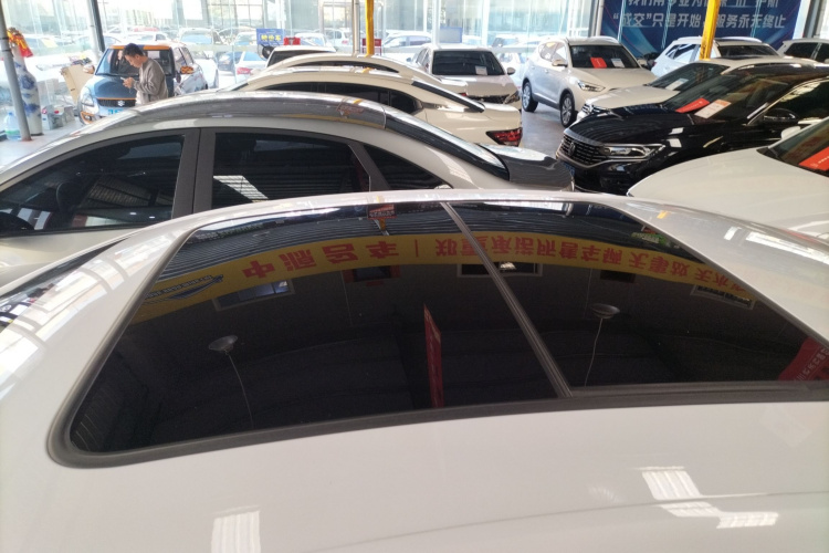 比亚迪 汉 2023款 EV 冠军版 605KM前驱尊贵型局部细节57