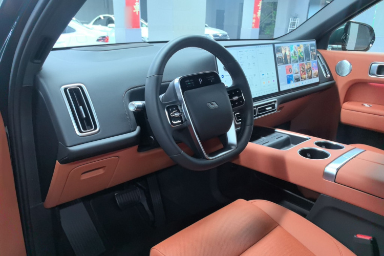 理想汽车 理想L9 2024款 Pro中控内饰7003
