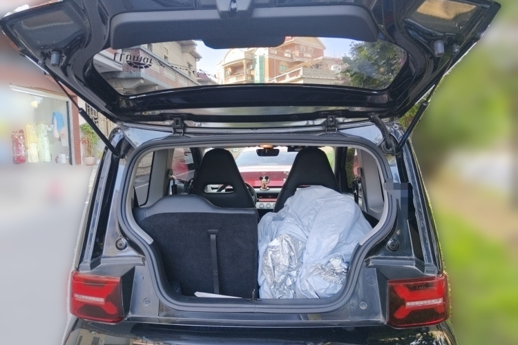 五菱汽车 宏光MINIEV 2022款 GAMEBOY 300km 玩咖款 磷酸铁锂局部细节23