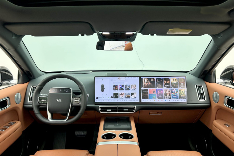 理想汽车 理想L6 2025款 Pro 智能焕新版中控内饰7004