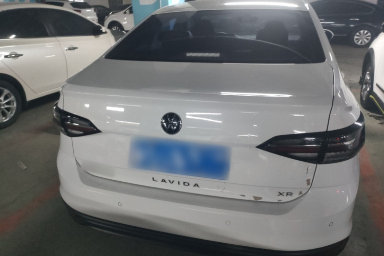 大众 朗逸 2025款 新锐 1.5L 出众新逸版车身外观6