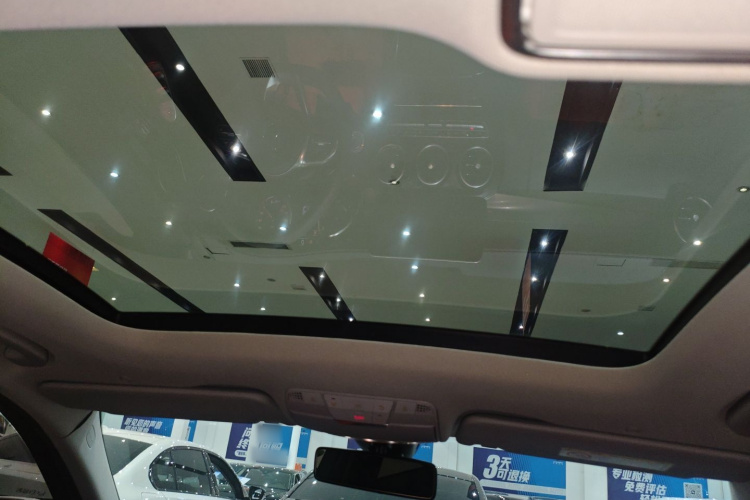 奔驰C级 2021款 C 260 L 运动版中控内饰22