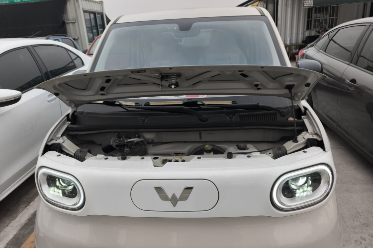 五菱汽车 宏光MINIEV 2024款 第三代 215km 青春版机舱底盘24