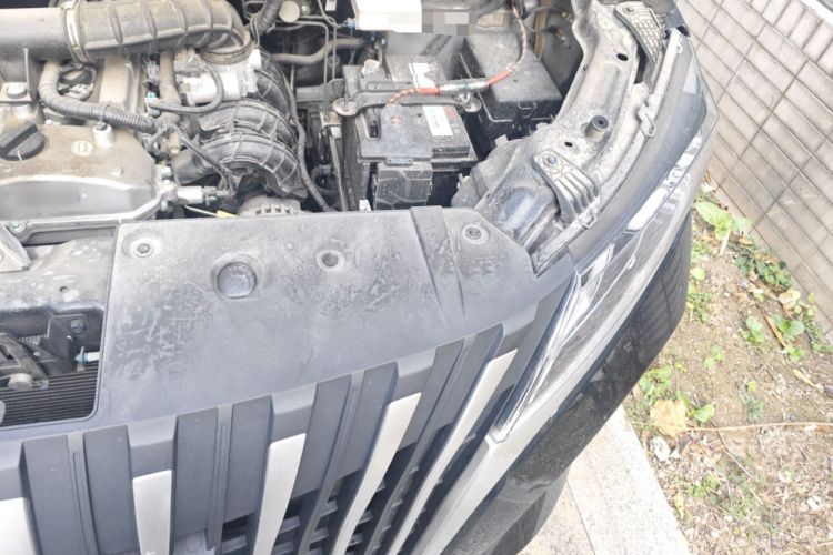 BAW北汽制造 锐胜王牌M7 2023款 2.0L 长轴创富型 7座局部细节9007