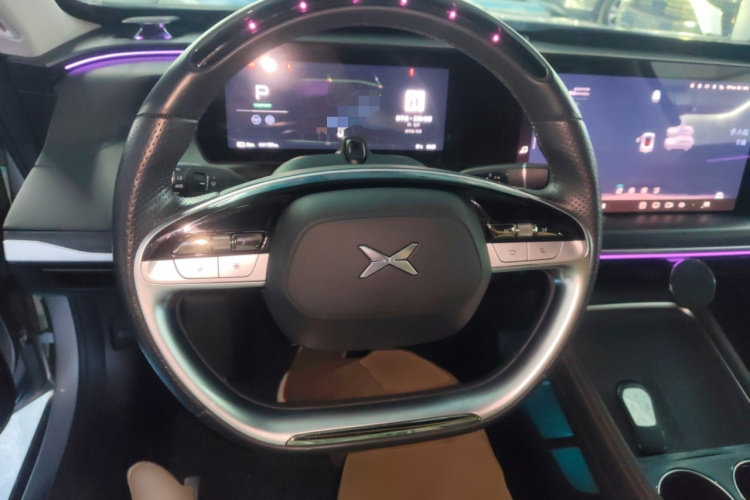 小鹏P7 2023款 P7i 702 Pro局部细节13