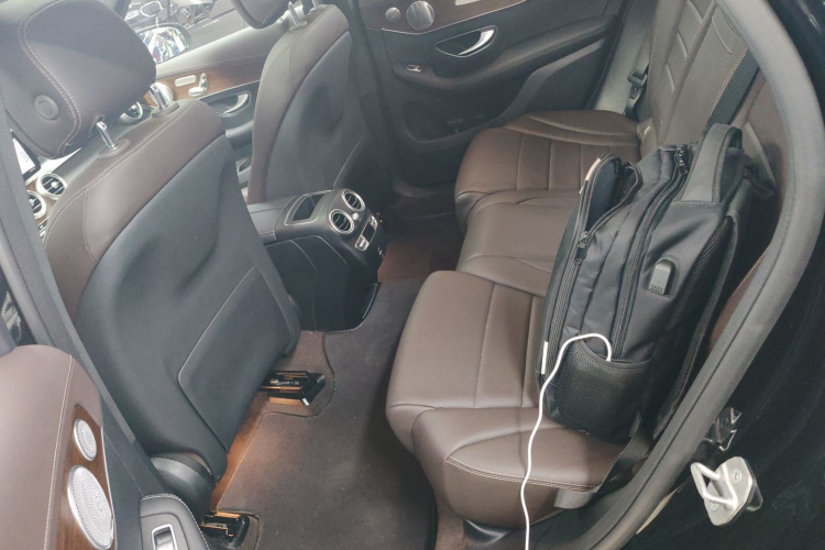 奔驰GLC 2021款 GLC 300 L 4MATIC 豪华型中控内饰21