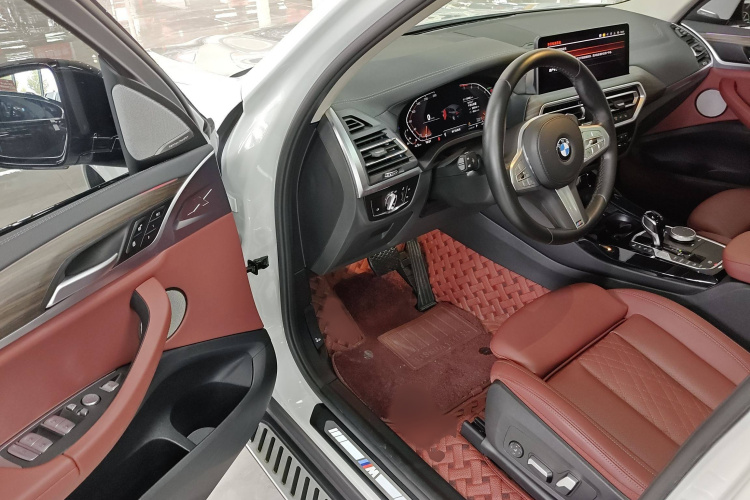 宝马X3 2023款 xDrive30i 领先型 M曜夜套装中控内饰7003