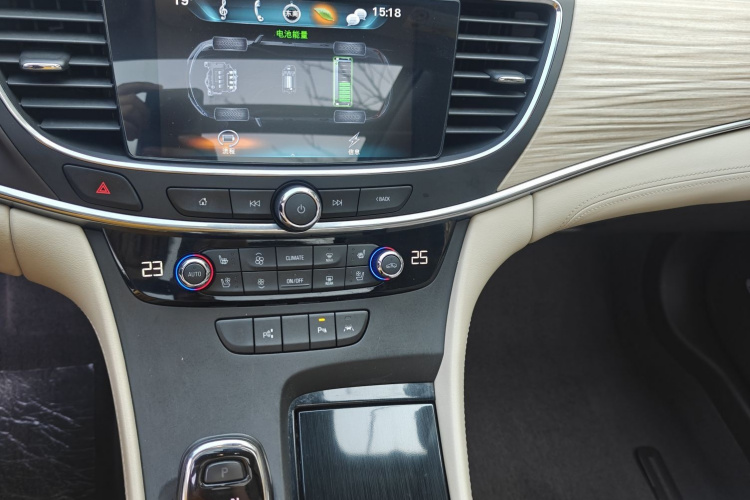 别克 君越 2016款 30H 豪华型局部细节16
