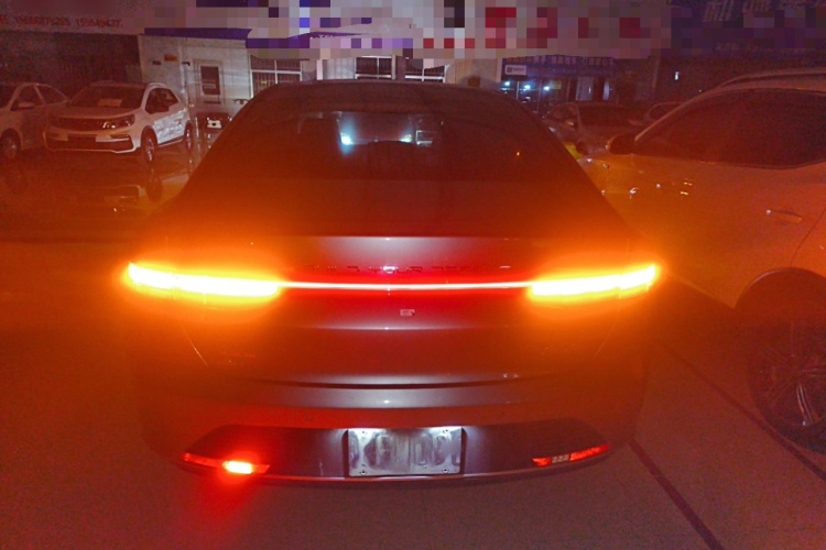 比亚迪 驱逐舰05 2024款 荣耀版 DM-i 55KM 豪华型车身外观6