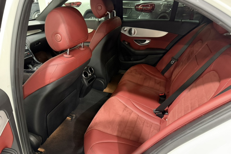 奔驰C级 2021款 C 260 星耀臻藏版中控内饰7008