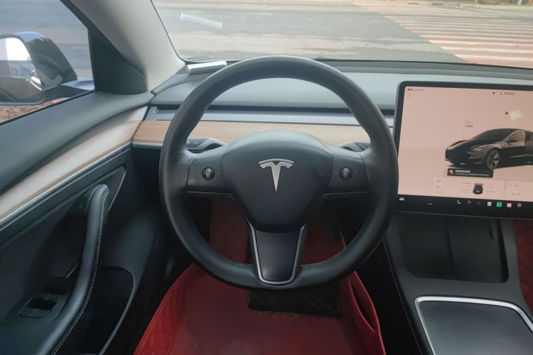 特斯拉 Model 3 2022款 后轮驱动版局部细节13