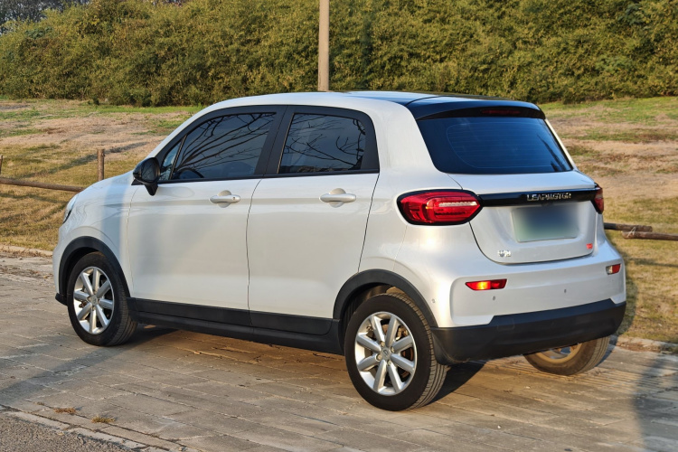 零跑汽车 零跑T03 2022款 星钻版车身外观6002