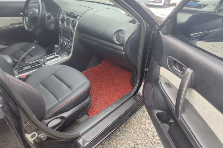 马自达6 2013款 2.0L 自动时尚型中控内饰7005