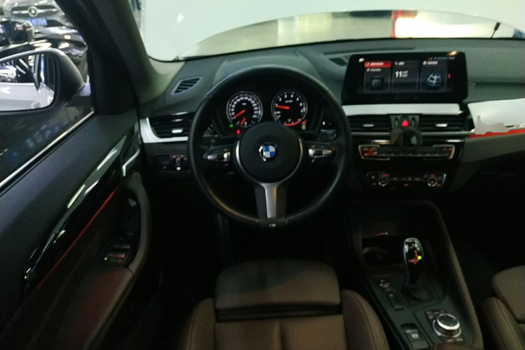 宝马X1 2022款 sDrive25Li 领先型局部细节13