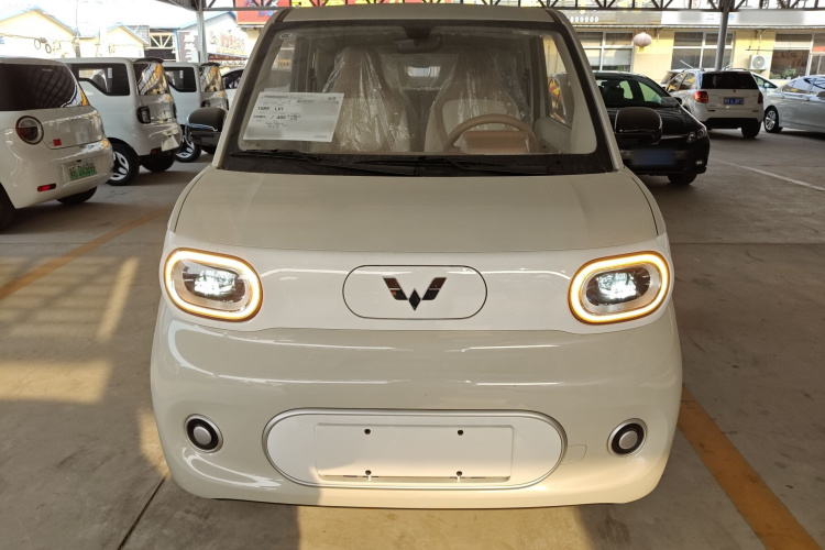 五菱汽车 宏光MINIEV 2024款 第三代 215km 青春版车身外观2