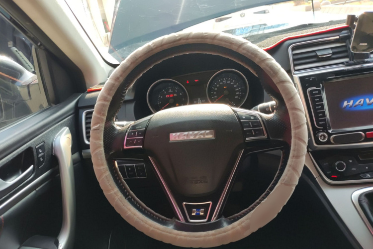 哈弗H6 2017款 蓝标 运动版 1.5T 手动两驱精英型中控内饰13