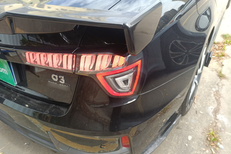 领克03 2022款 1.5TD DCT劲Pro车身外观9