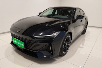 长安UNI-V 2022款 1.5T 尊贵型